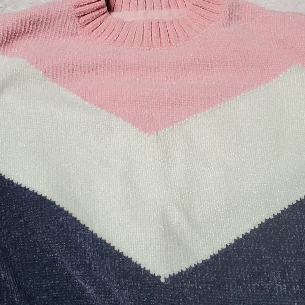 Sovereign Code Velvet Like Sweater - Picture 2 of 6